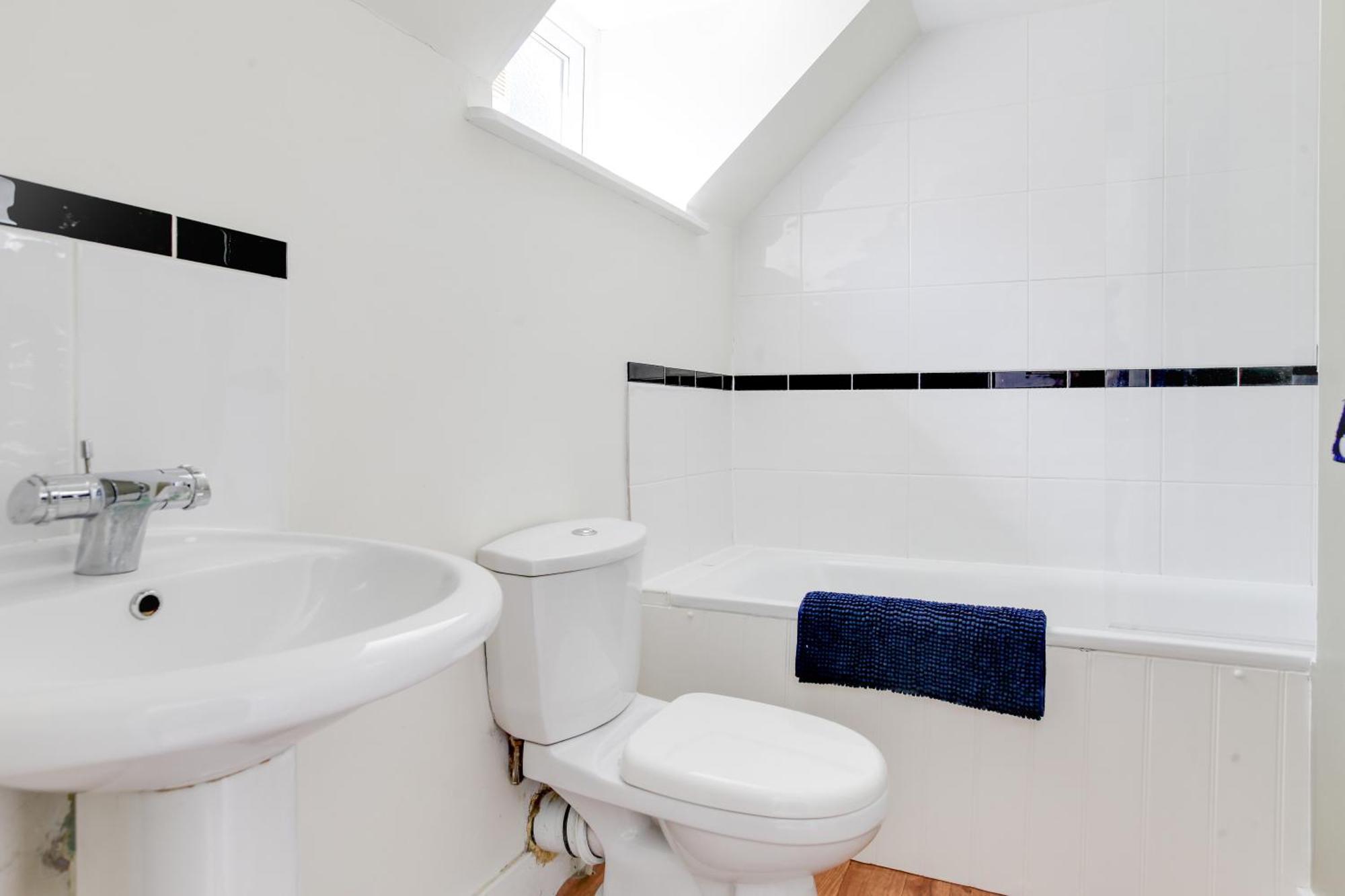 Cosy 3 Bedroom House With Free Parking And Wifi Hythe  Luaran gambar